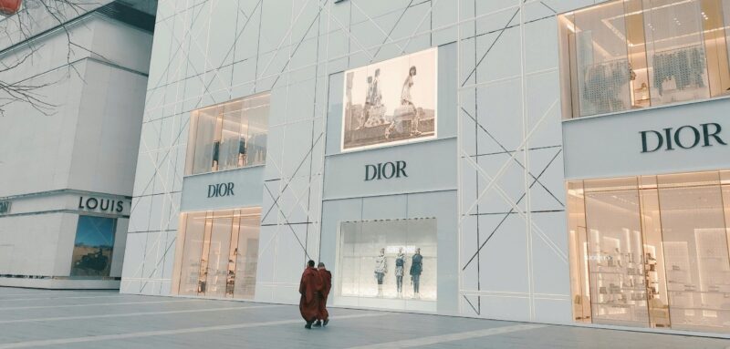 Consumer Luxury & Premium Brands